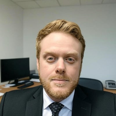 Lars O. Horpestad i Dress Lars O. Horpestad i Dress